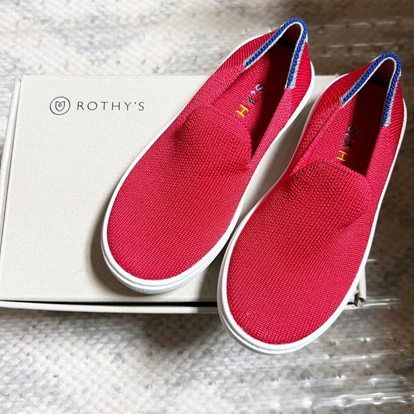 NEW with Box Rothy’s Slip On Kids Mesh Sneaker Shoe, Red, 10C - Picture 7 of 7